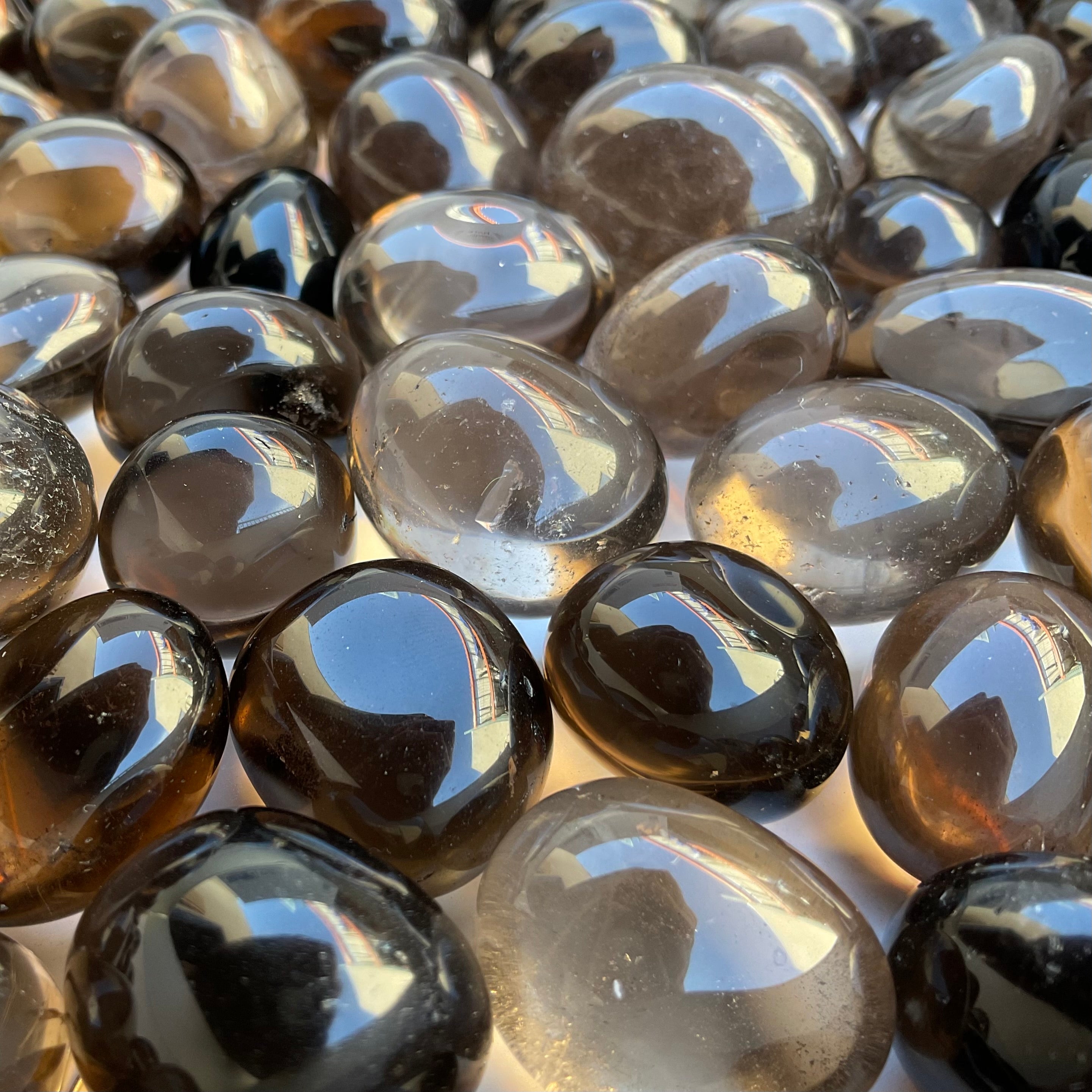 Wholesale tumbled stones bulk lot in smoky quartz